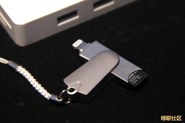綠聯(lián)蘋果手機U盤測評