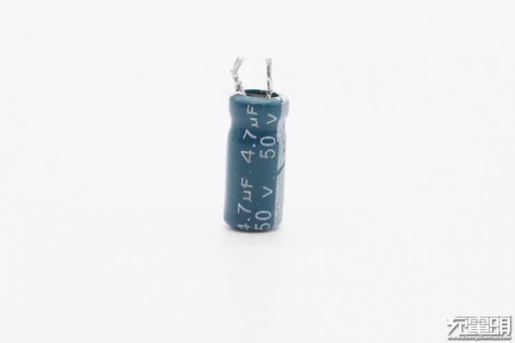 綠聯(lián)PD20W充電器開箱評測：拆解篇（下）